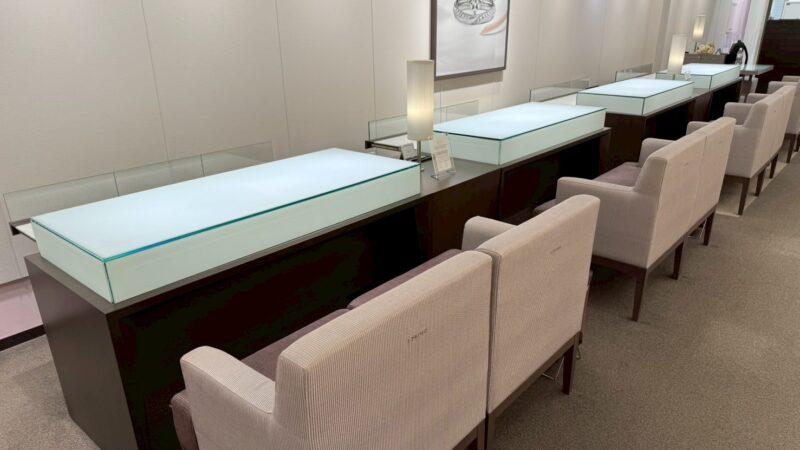 遠方出張看板工事はフィルム貼り・スピード外壁看板工事も・・