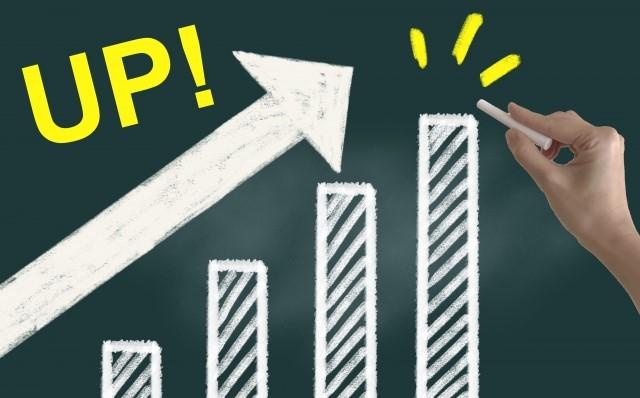 【集客が2倍に!?】小規模店舗が選ぶ看板デザインとは・・